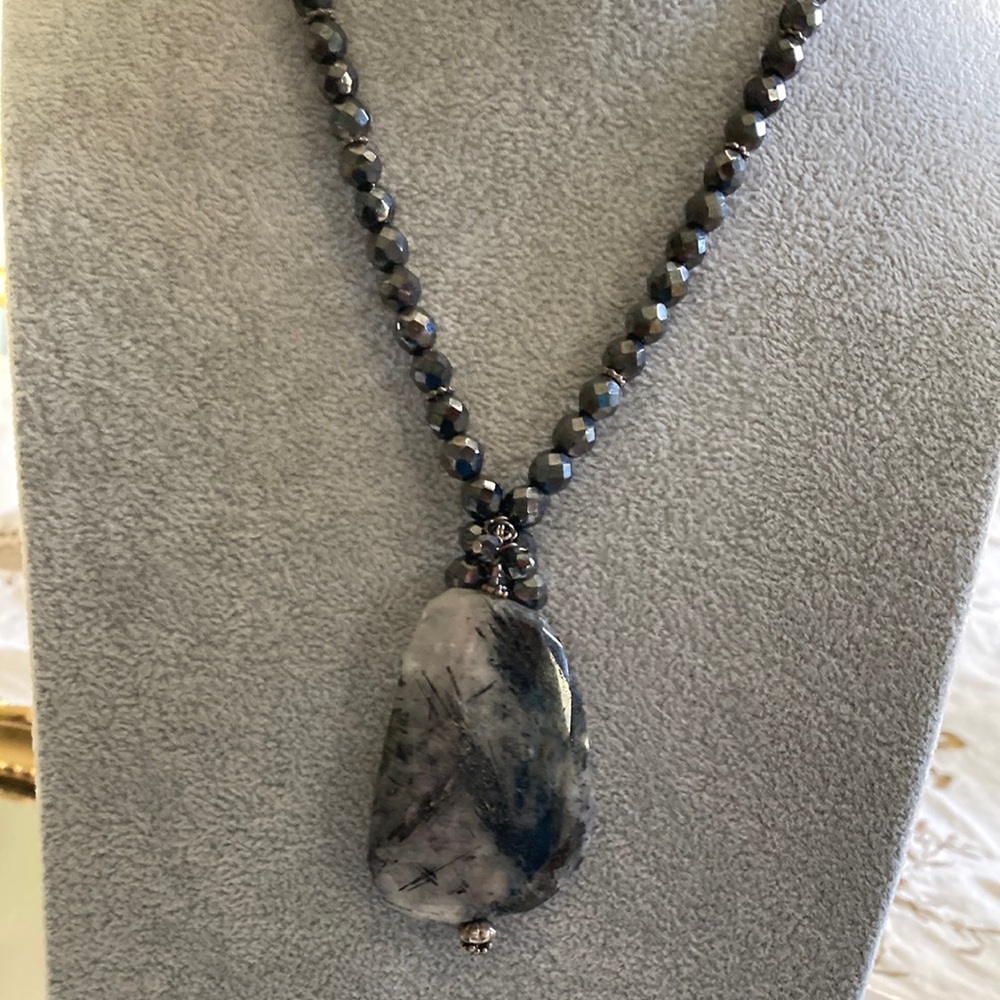 Beaded Hematite Necklace with Natural Gray Agate Pendant